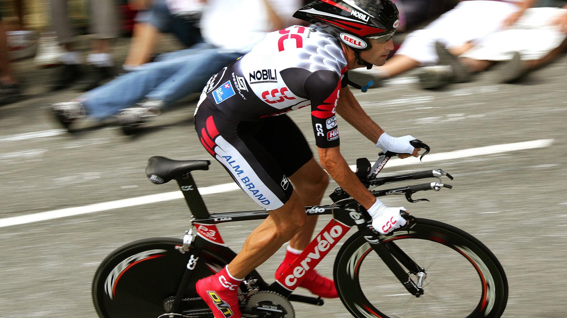 技术突破：球员“天赋”背后的训练秘密，球员突破技巧